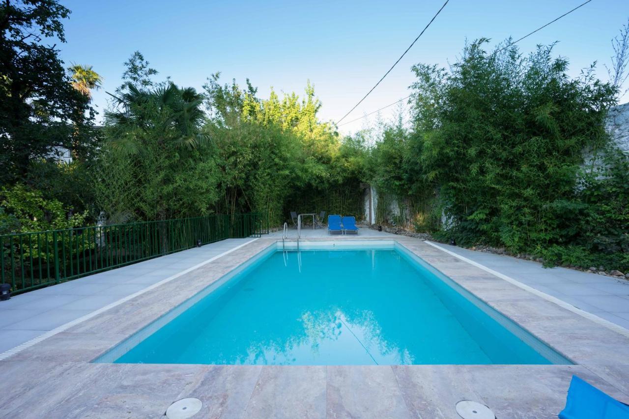 Las Aguas Del Arbuniel Con Pista De Padel Exterior photo